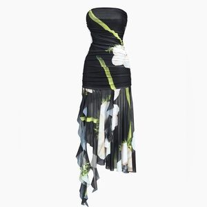 The Commense // Gardenia Mesh Midi